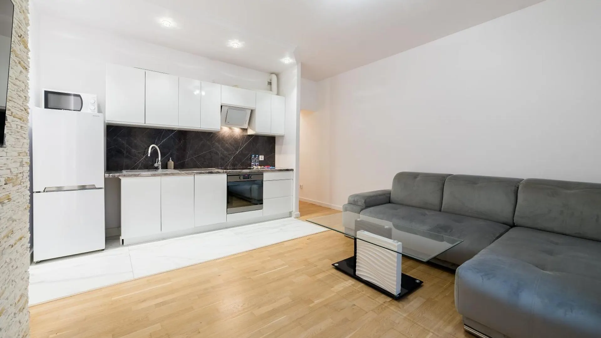 Urban Serenity Wilda Apartment By Bookinghost 波兹南