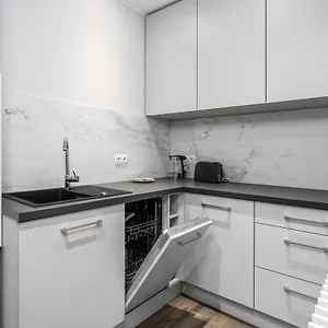 Maraton Gardens By Renters Apartament